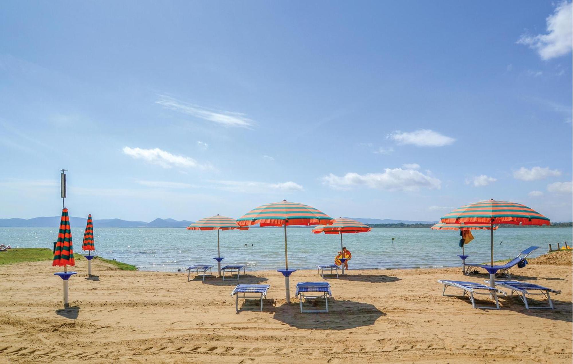 Lovely Apartment In Tuoro Sul Trasimeno With Wifi Extérieur photo